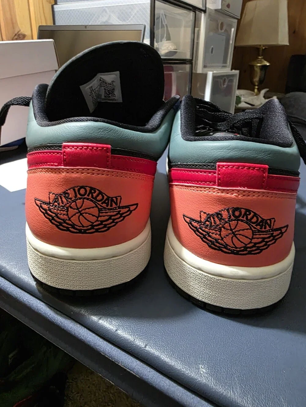 Jordan 1 Colorblock Low-Top Sneakers -Black/fire Red/taxi Size 10.5m.